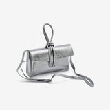 Borsa a pochette da donna in vera pelle colore laminato grigio