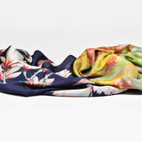 Foulard blu Magnolia in seta