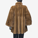 Cappotto a mantella in visone