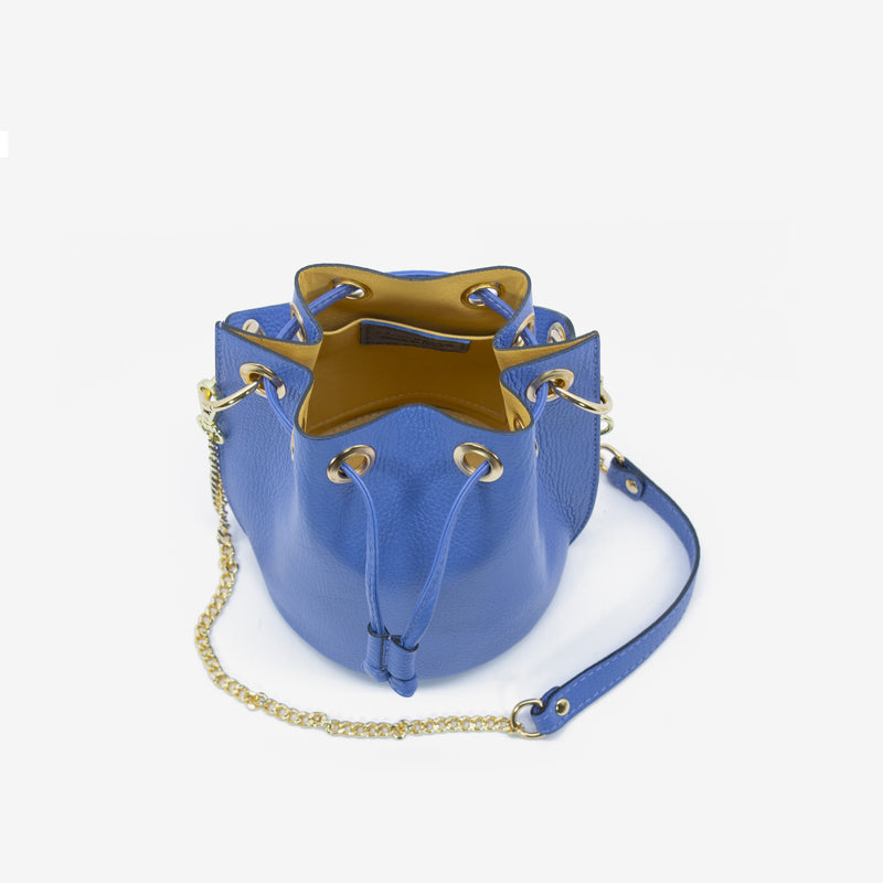 Mini drawstring bucket bag in leather - blue